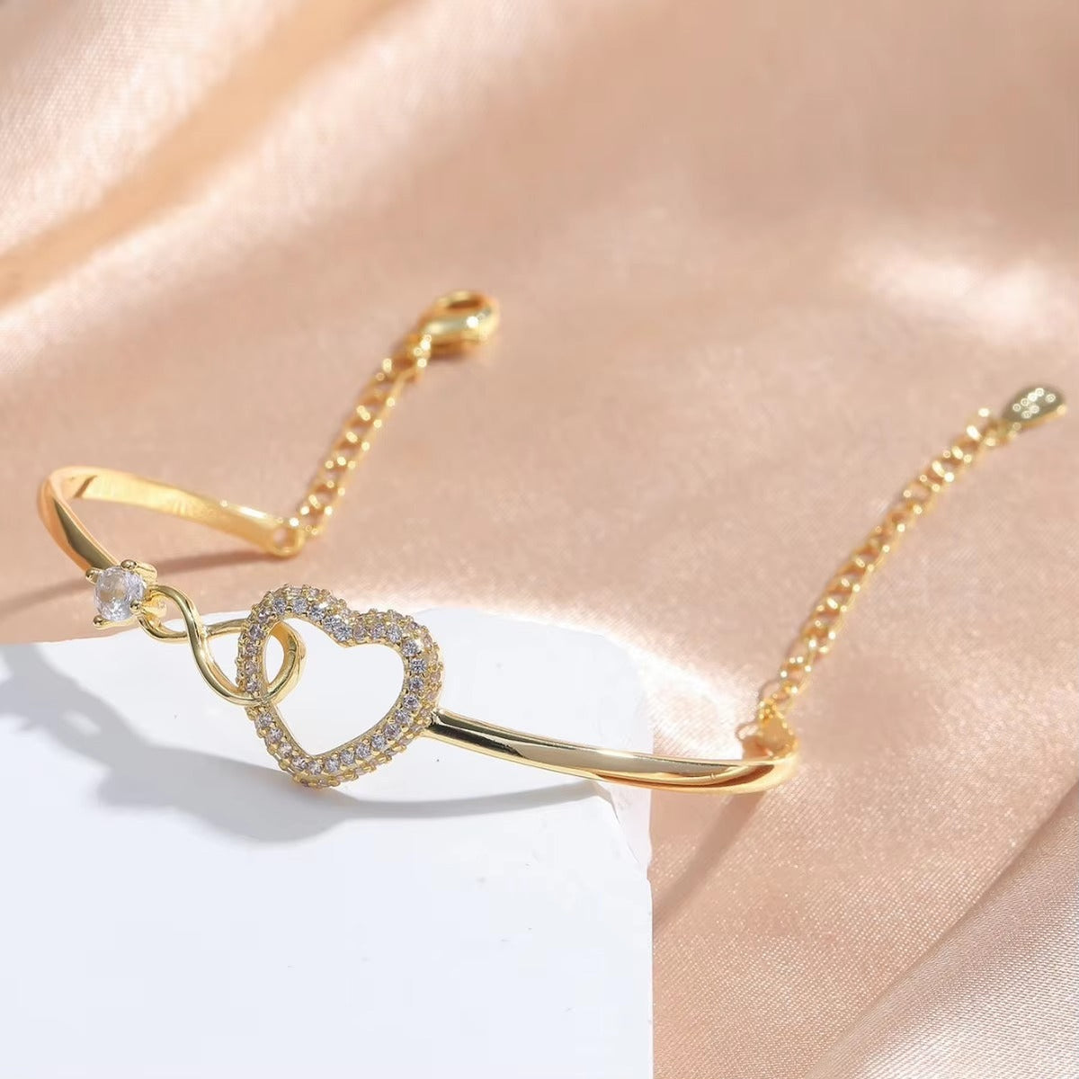 To My Daughter Infinity Heart Bracelet - Linked forever - from Mum